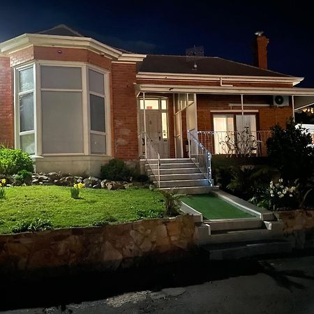 Oakleigh House 호텔 버니 외부 사진