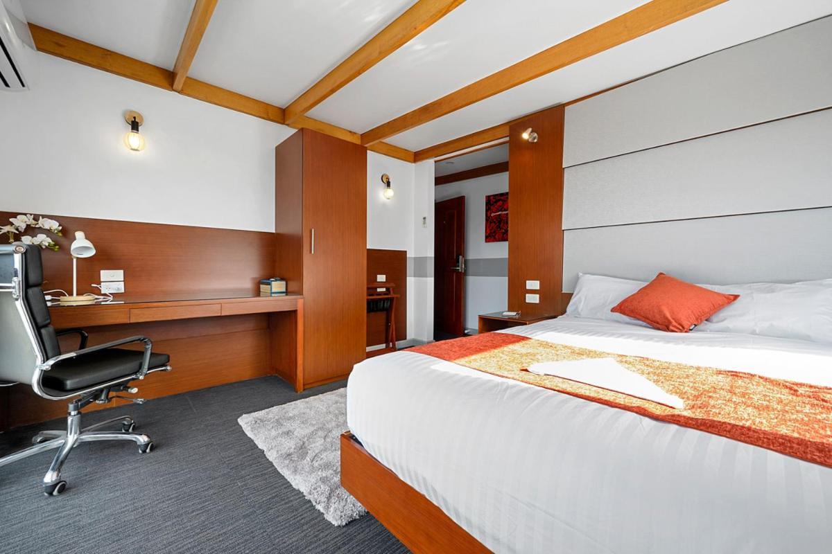 Oakleigh House 호텔 버니 외부 사진
